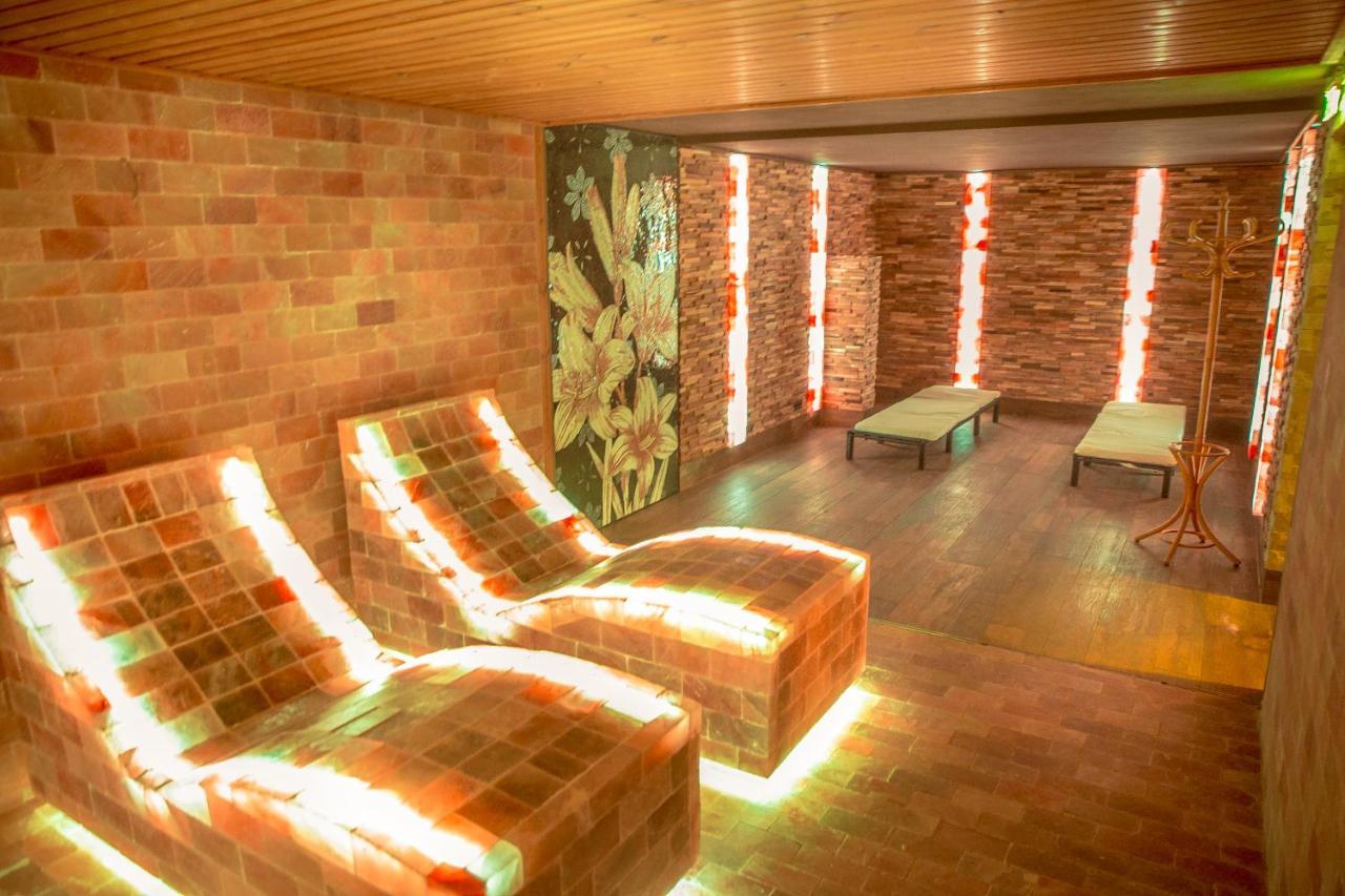 Wellness Hotel Astra Špindlerŭv Mlýn Eksteriør bilde