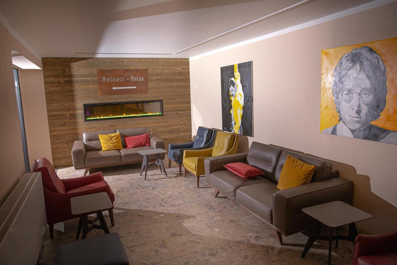 Wellness Hotel Astra Špindlerŭv Mlýn Eksteriør bilde