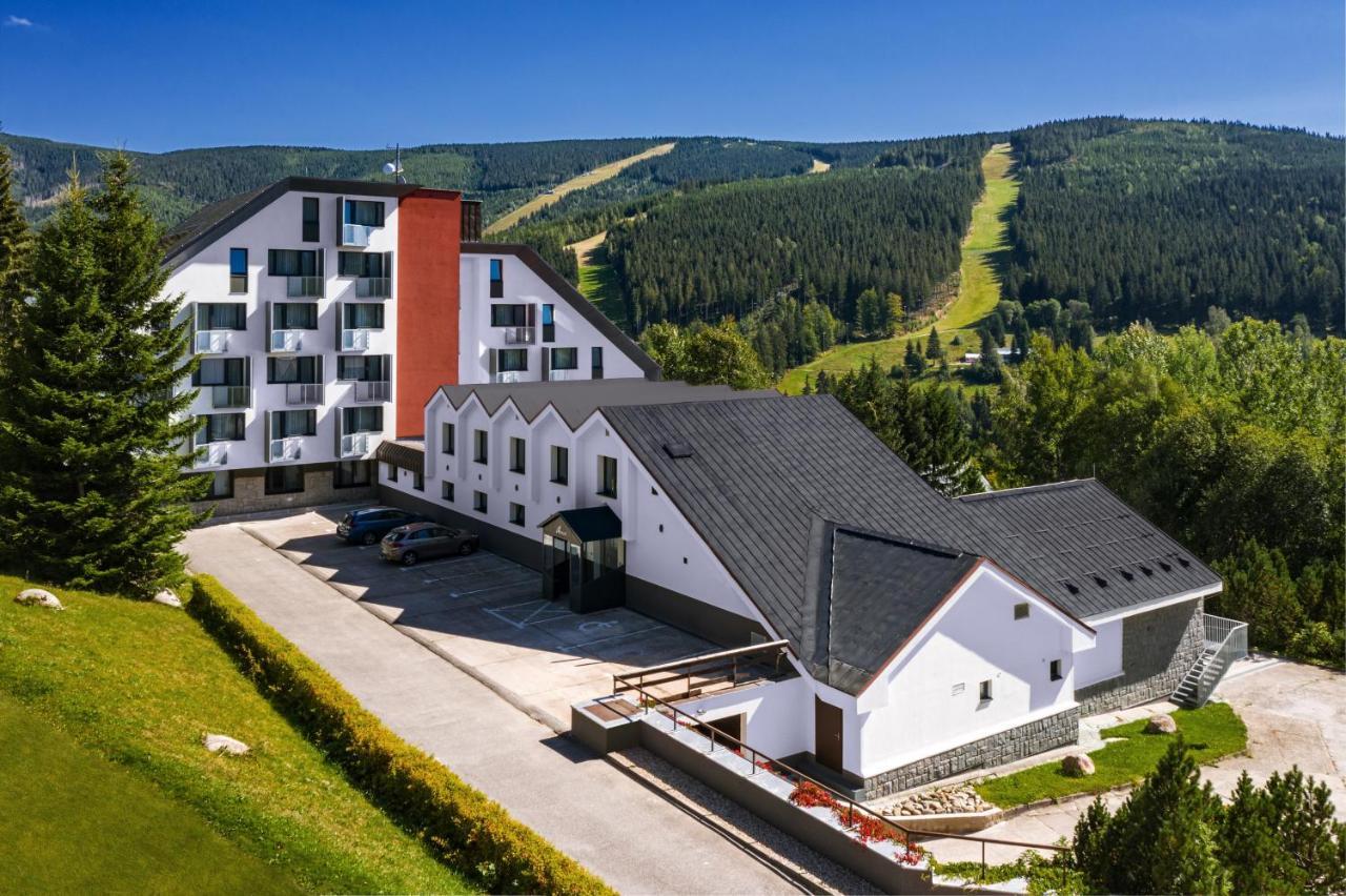 Wellness Hotel Astra Špindlerŭv Mlýn Eksteriør bilde